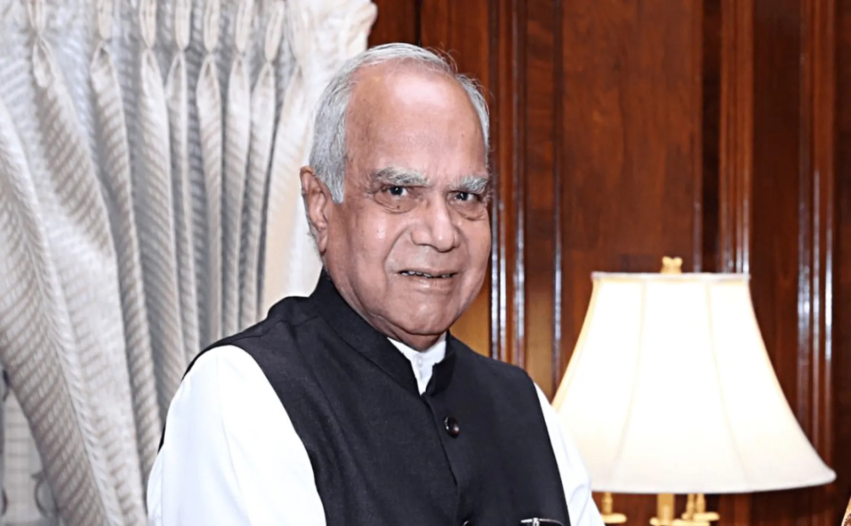 tamilnadu governor goes to delhi meet president and prime minister 
